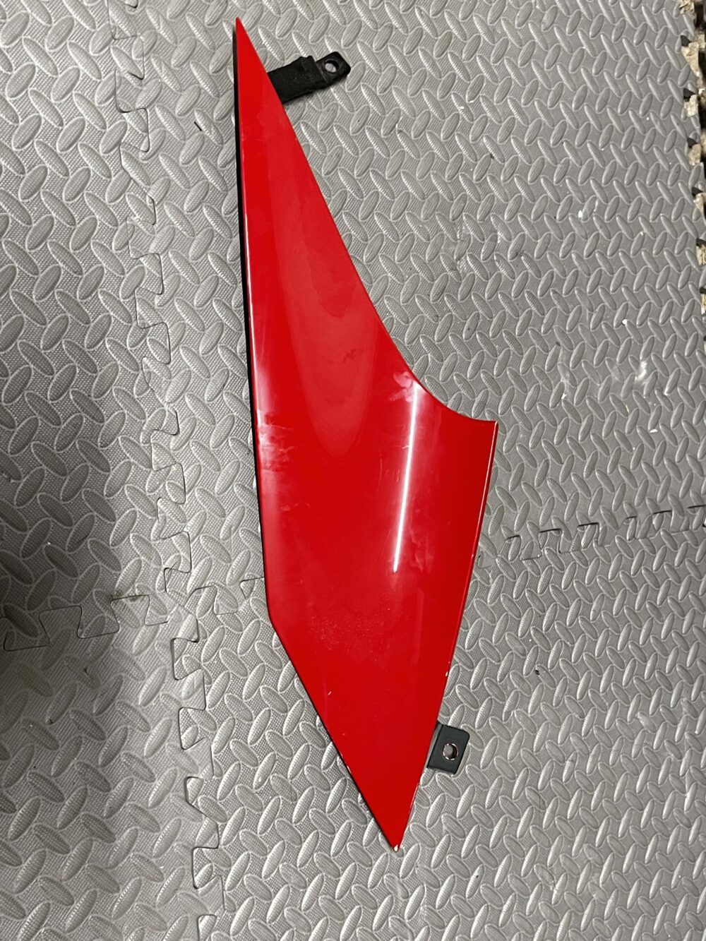 Ferrari 812 Kotflügel vorne shield fender-1