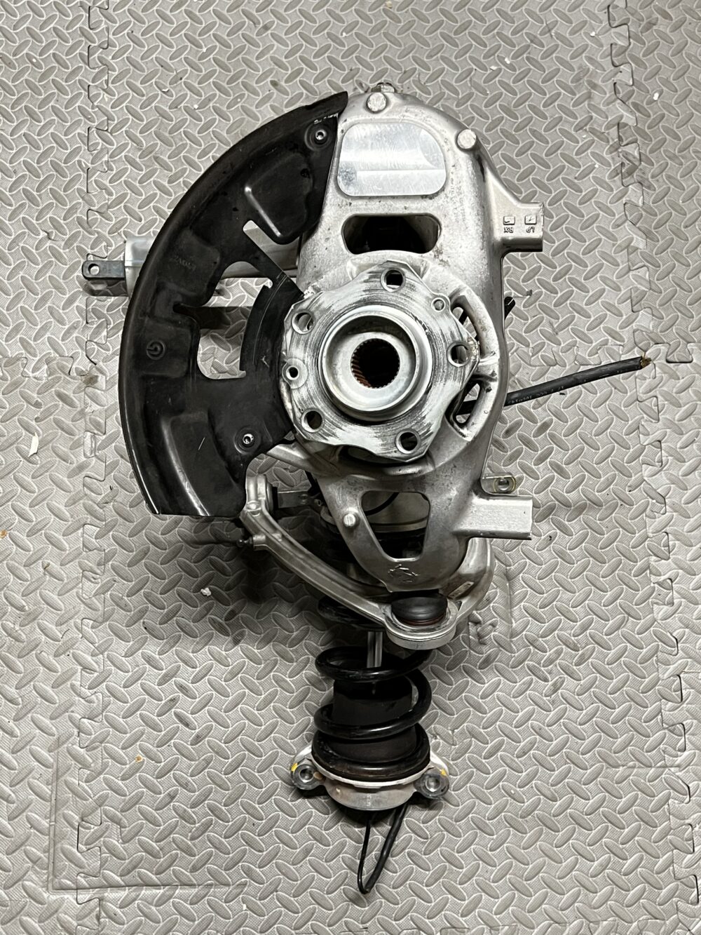 7B9B1F95-7C8D-47CE-9761-11E5ABE49D21